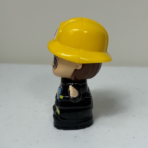 VTECH Helping Heroes Fire Station Fire Fighter Replacement Figure Plastic Toy 3” - Picture 2 of 5